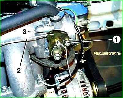 Reemplazo del cable gas GAZ-2705