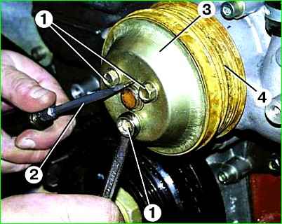 Снятие водяного насоса