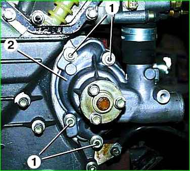 Снятие водяного насоса