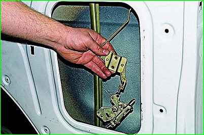 Снятие замка передней двери ГАЗ-2705