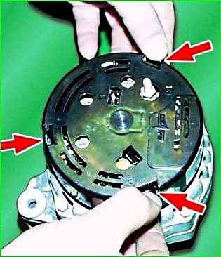 Disassembling the generator