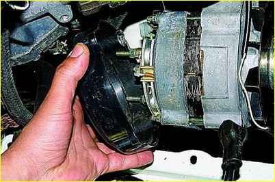 Заміна регулятора напруги генератора