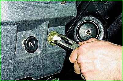 Замена электрокорректора фар и блока управления