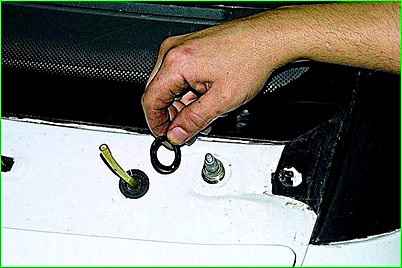 Снятие и разборка стеклоочистителя ГАЗ-2705