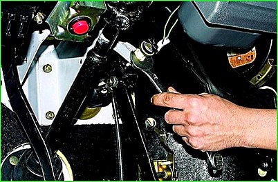 Тежегіш сигнал қосқышын ауыстыру