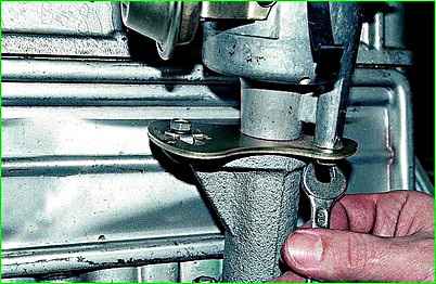 Регулировка момента зажигания двигателя ЗМЗ-402 и УМЗ-4215