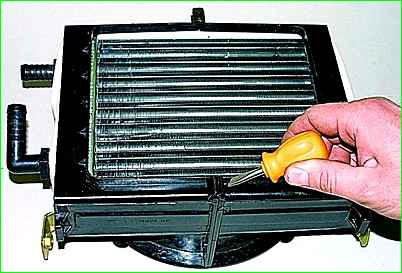 Removing the auxiliary heater radiator