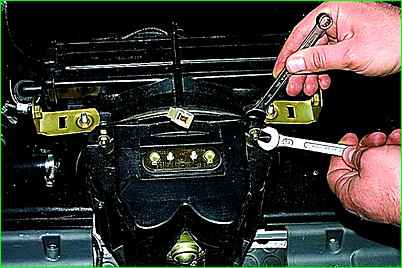 Removing the auxiliary heater fan electric motor