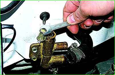 Heizhahn austauschen