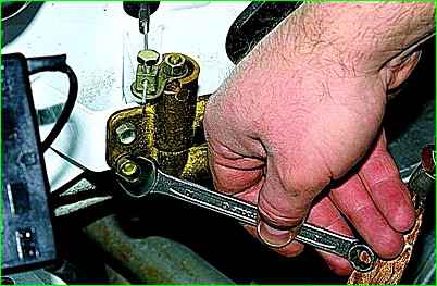 Ersetzen des Heizungshahns