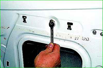 Снятие стеклоподьемника ГАЗ-2705