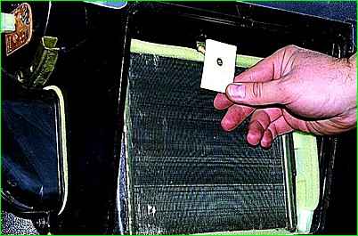 Cómo quitar e instale el radiador del calentador GAZ-2705