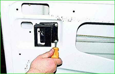 Зняття замку зсувні двері ГАЗ-2705