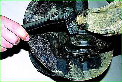 Как снять переднюю балку автомобиля Газель