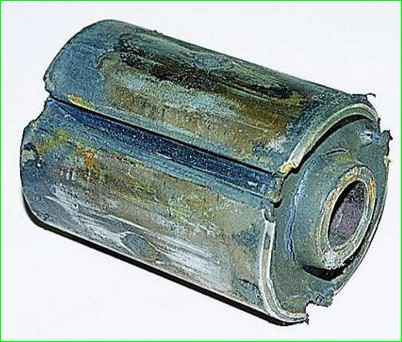 Desmontaje y reparación del resorte delantero GAZ-2705