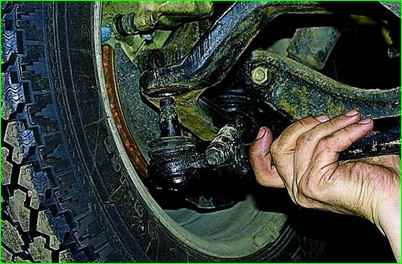 Розбирання та ремонт шкворневого з'єднання