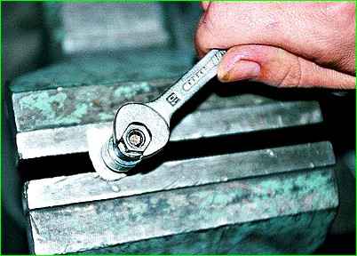 Промывка клапанов насоса гидроусилителя руля