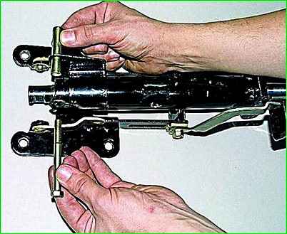 Зняття керма та рульової колонки ГАЗ-2705