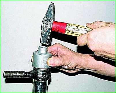 Заміна рульових тяг та шарнірів ГАЗ-2705