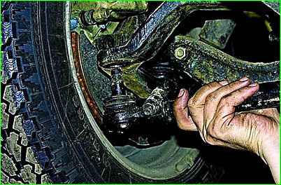 Заміна рульових тяг та шарнірів ГАЗ-2705