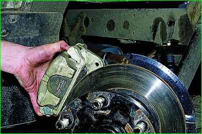 Austausch des Bremssattels GAZ-2705