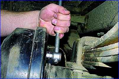 Регулировка привода стояночного тормоза