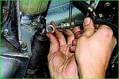 Заміна шланга гідроприводу зчеплення