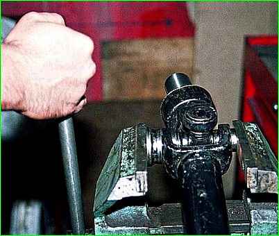 Сборка карданного шарнира