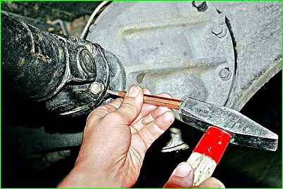 Снятие карданной передачи