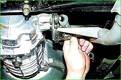 Снятие установка коробки передач ГАЗ-2705