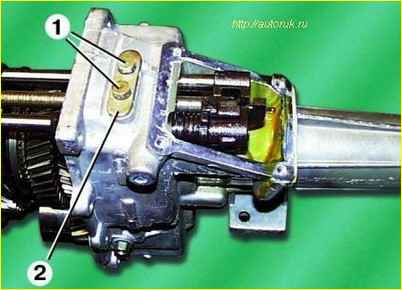 Desmontaje y montaje de la caja de cambios GAZ-3110