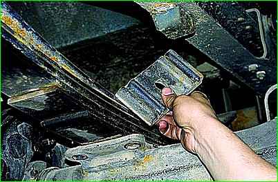 Снятие заднего моста