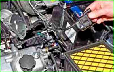 Замена клапана продувки адсорбера