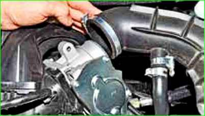 Снятие дроссельного узла