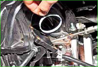 Снятие дроссельного узла