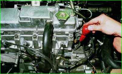 Замена ремня ГРМ с натяжным роликом