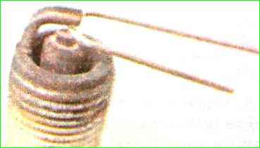 Проверка свечей и проводов зажигания