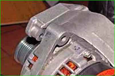 Заміна ременя генератора Лада Гранта