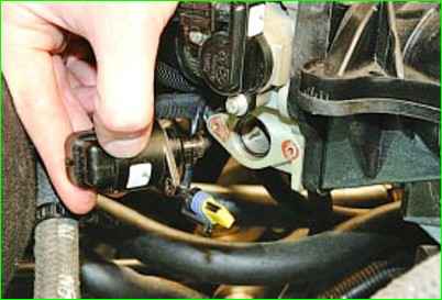 Как заменить регулятор холостого хода Лада Гранта 