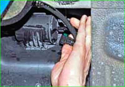 Ersetzen des Kraftstofffilters