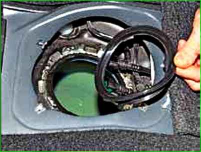 Как снять топливный модуль