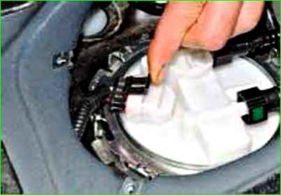 Как снять топливный модуль