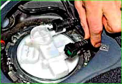 Как снять топливный модуль