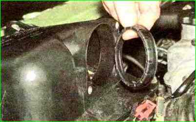 Снятие датчика массового расхода воздуха