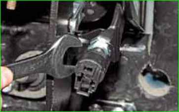 Замена выключателя сигналов торможения