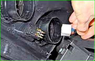 Выключатель аварийной сигнализации