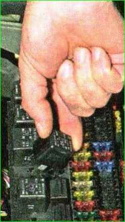 Проверка включения стартера Лада Гранта