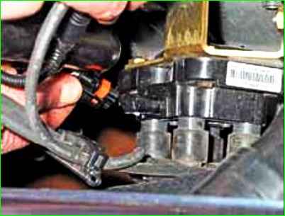 Перевірка та заміна котушки запалення Лада Гранта