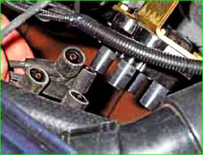 Перевірка та заміна котушки запалення Лада Гранта