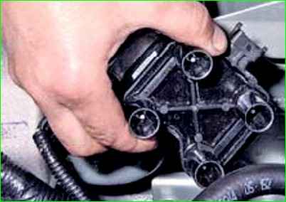 Перевірка та заміна котушки запалення Лада Гранта